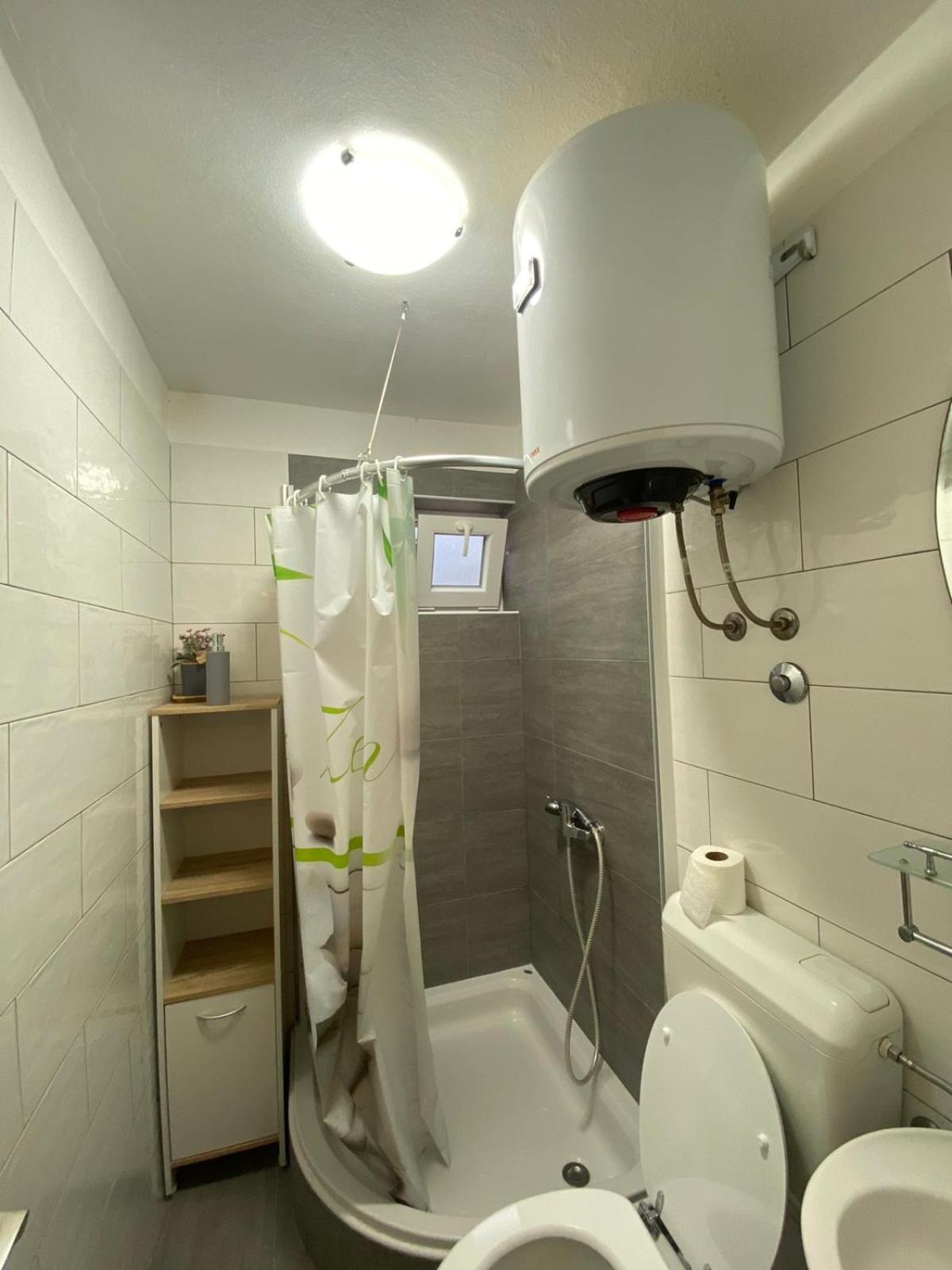 Apartments Chiara Rab Town Exterior photo