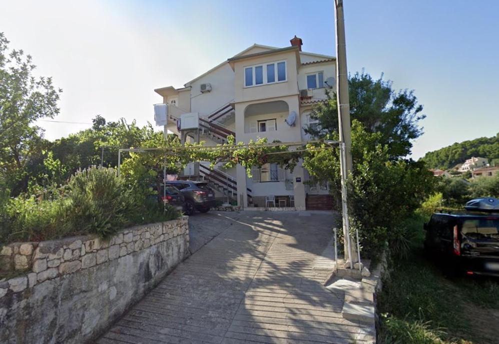 Apartments Chiara Rab Town Exterior photo
